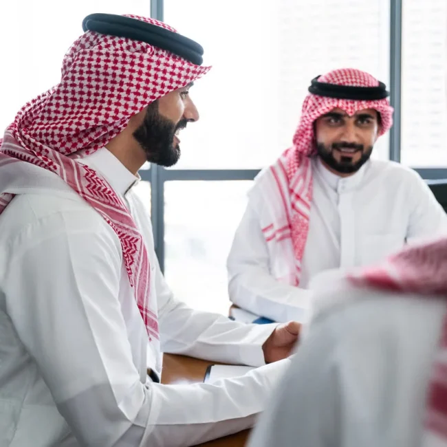 arab-businessmen-wearing-saudi-kandura-meeting-in-2026-01-09-10-34-50-utc